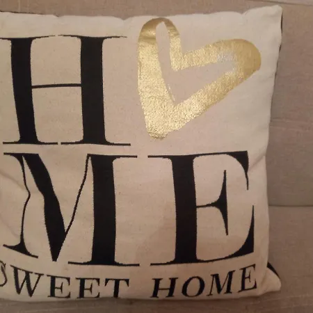 Apartmanhotel The Boheme Vintage Junior ---- Cozy & Quiet & Comfortable With Private Bathroom & Fully Equipped Kitchenette & Cozy Balcony - Lift To 4th Floor - Metro' -green Subway Porta Genova