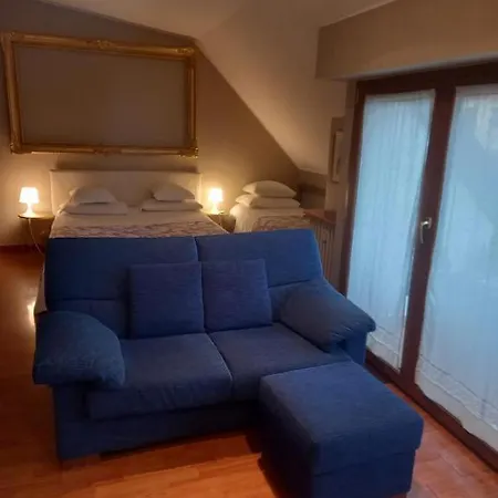 The Boheme Vintage Junior ---- Cozy & Quiet & Comfortable With Private Bathroom & Fully Equipped Kitchenette & Cozy Balcony - Lift To 4th Floor - Metro' -green Subway Porta Genova Apartmanhotel 4*