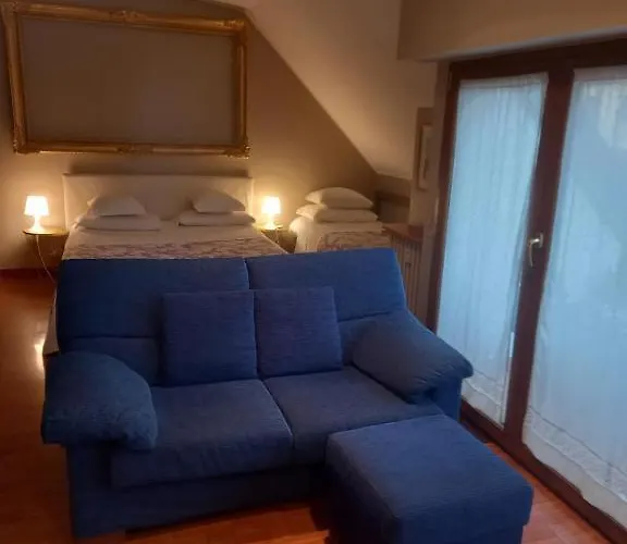 The Boheme Vintage Junior ---- Cozy & Quiet & Comfortable With Private Bathroom & Fully Equipped Kitchenette & Cozy Balcony - Lift To 4th Floor - Metro' -green Subway Porta Genova מלון דירות 4*