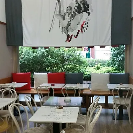 מלון דירות The Boheme Vintage Junior ---- Cozy & Quiet & Comfortable With Private Bathroom & Fully Equipped Kitchenette & Cozy Balcony - Lift To 4th Floor - Metro' -green Subway Porta Genova 2*